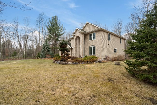 3455 E Shady Ridge Ln, House other with 4 bedrooms, 4 bathrooms and null parking in Midland MI | Image 6