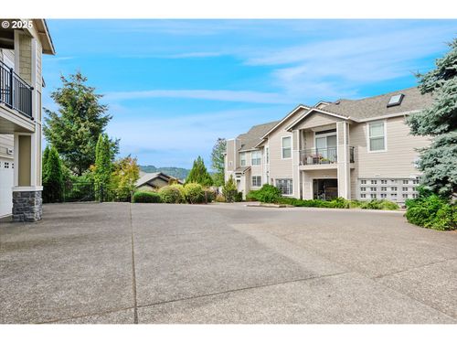 3395 Summerlinn Dr, West Linn, OR, 97068-5194 | Card Image