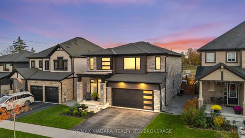 236 Walker Rd, Welland, ON, L3B1E6 | Card Image