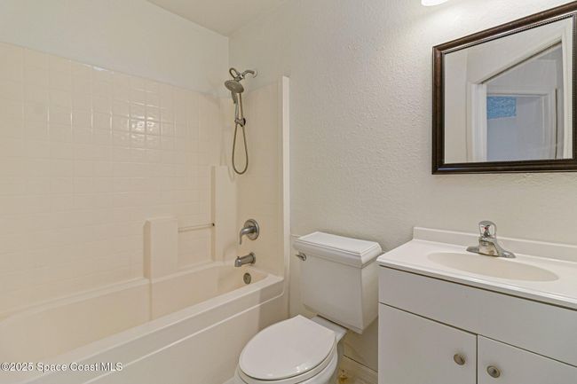 1706 Apache St Ne, House other with 3 bedrooms, 2 bathrooms and null parking in Palm Bay FL | Image 17