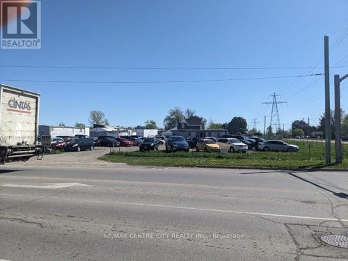 90 Clarke Rd, London, ON, N5W5M9 | Card Image