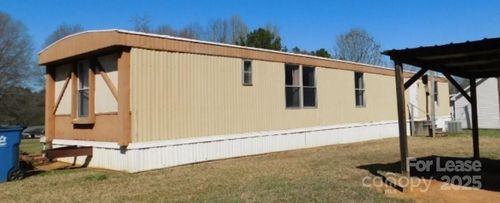 4244 Sunrise Dr, Kannapolis, NC, 28083-8670 | Card Image