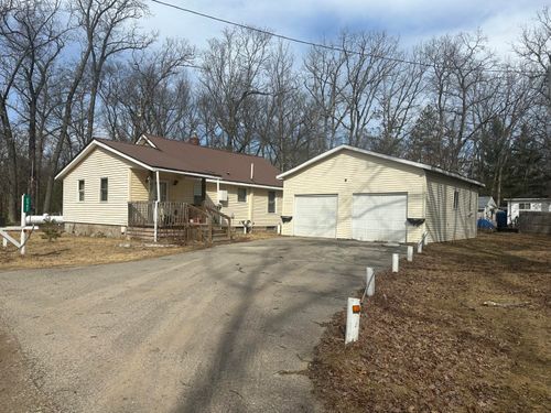 8942 28th Ave, Bitely, MI, 49309-9601 | Card Image