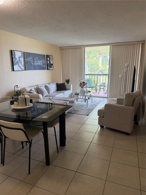 312-10865 Sw 112th Ave, Miami, FL, 33176-3241 | Card Image