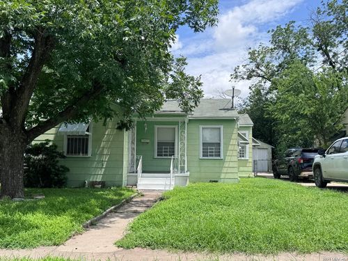 1223 Essex St, San Antonio, TX, 78210-2441 | Card Image