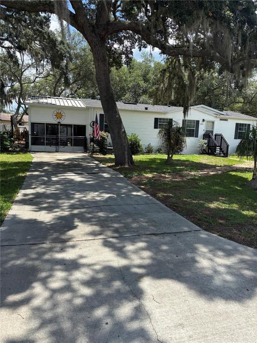 2391 Se 176th Ave, SILVER SPRINGS, FL, 34488-6133 | Card Image