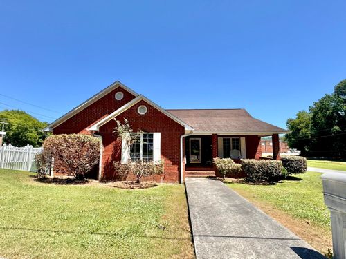 1662 Market St, Dayton, TN, 37321-1082 | Card Image