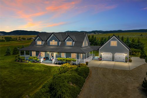 674 Stage Springs Ln, Stevensville, MT, 59870-6094 | Card Image