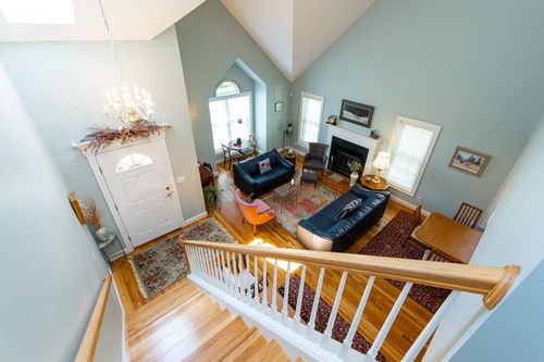 100 Hampton Mdws, Hampton, NH, 03842-1817 | Card Image