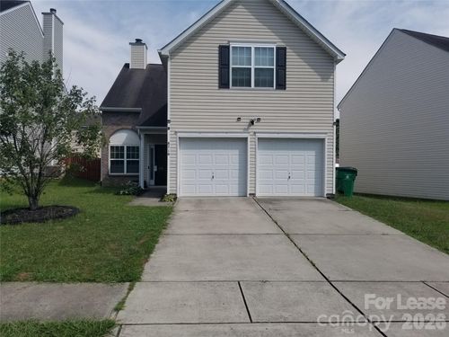 8716 Berrybrook Ln, Charlotte, NC, 28269-2317 | Card Image