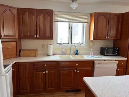 5 Ledgeview Way, Plymouth, NH, 03264-3058 | Card Image