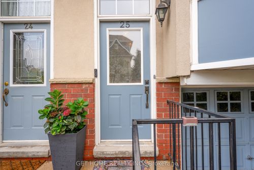 25-840 Dundas St W, Mississauga, ON, L5C1C2 | Card Image