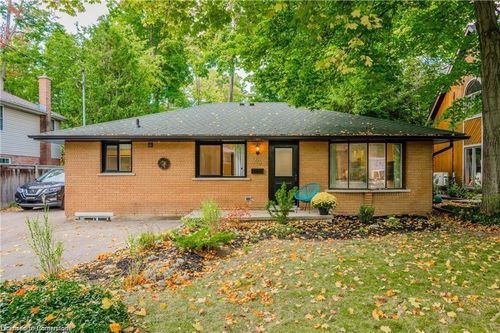 23 Mcdougall Rd, Waterloo, ON, N2L2W4 | Card Image