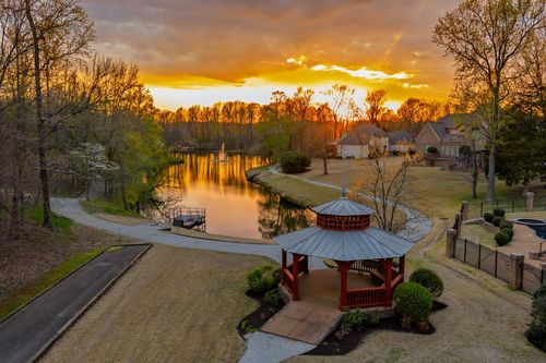 104 Lochmeade Dr, Atoka, TN, 38004-7943 | Card Image