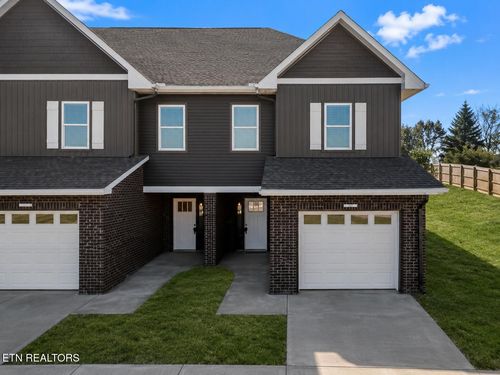 723 Haig St, Maryville, TN, 37801-3887 | Card Image
