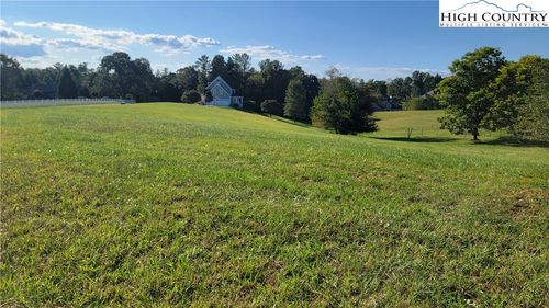 lot-302-302 Canterbury Dr, North Wilkesboro, NC, 28659-8154 | Card Image