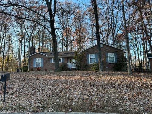 4 Saint Katherines Circle, Greensboro, NC, 27455 | Card Image