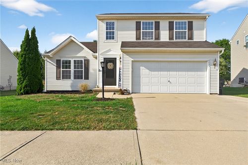 4913 Fallen Leaf Trl, Brunswick, OH, 44212-4797 | Card Image