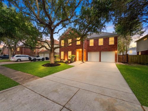 2023 Ruffian Ln, Stafford, TX, 77477-6369 | Card Image