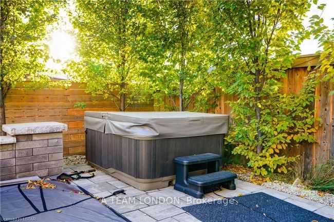 1095 Riverbend Rd, House other with 4 bedrooms, 0 bathrooms and 2 parking in London ON | Image 49