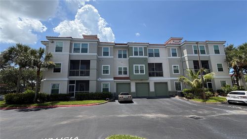 210-23500 Walden Center Dr, ESTERO, FL, 34134-3410 | Card Image