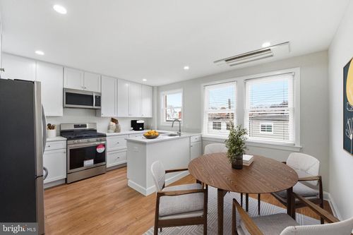 1764 Lyman Pl Ne, WASHINGTON, DC, 20002-3028 | Card Image