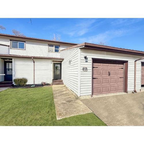 1412 S Shores, Sullivan, IL, 61951 | Card Image