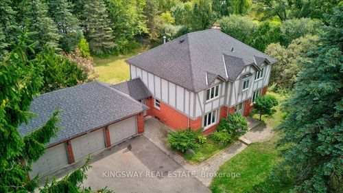 26 Cynthia Cres, Richmond Hill, ON, L4E2P8 | Card Image