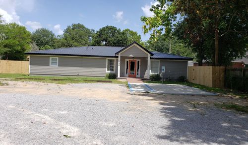 756 Industrial Dr, Crestview, FL, 32539-2207 | Card Image