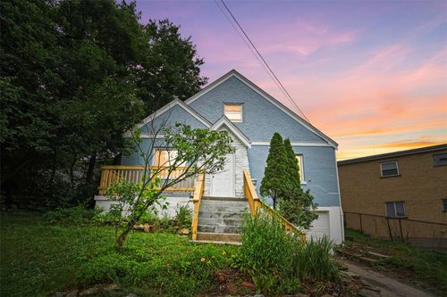 3604 June St, Cincinnati, OH, 45211-4508 | Card Image