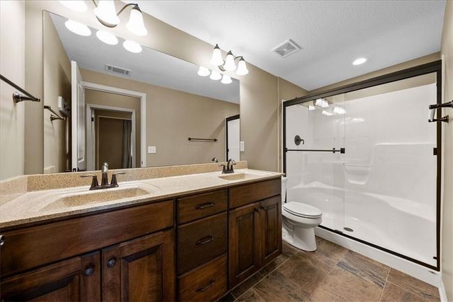 1104 Sw 8 Th St, House other with 4 bedrooms, 3 bathrooms and null parking in Oak Grove MO | Image 24