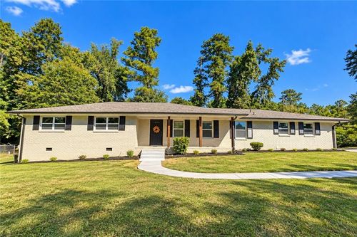 2613 Creek Ln, Snellville, GA, 30078-3217 | Card Image