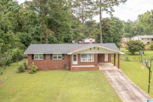 911 Bonnie Dr, WEAVER, AL, 36277-4811 | Card Image