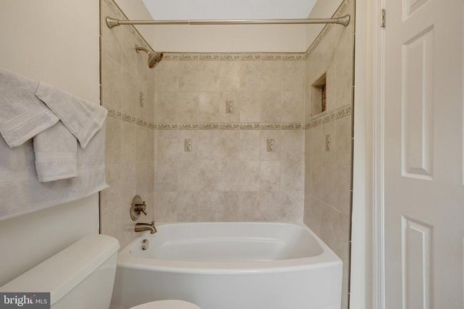 1606 Nathan Ln, House other with 3 bedrooms, 2 bathrooms and null parking in HERNDON VA | Image 11