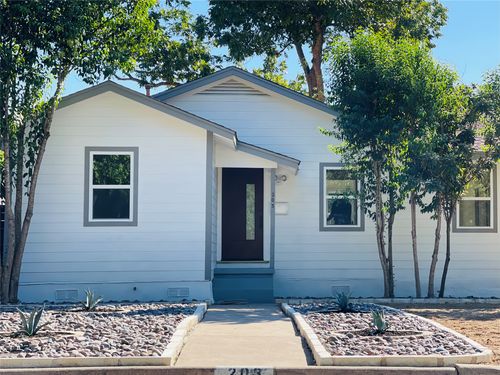 203 Nelray Blvd, Austin, TX, 78751-1224 | Card Image