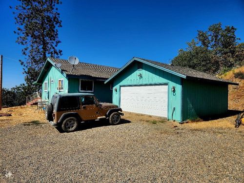 4746 Carstens Road, Mariposa, CA, 95345 | Card Image