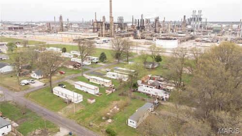 113 Ohio Ave, South Roxana, IL, 62087-1574 | Card Image