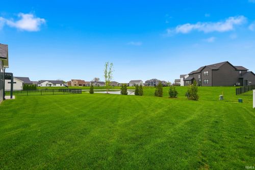 922 Skillet Ave, Huntertown, IN, 46748-0109 | Card Image