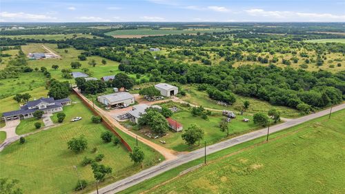 823 Higgins Rd, Sherman, TX, 75092-6517 | Card Image