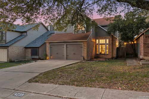 4239 Shady Tree Ln, San Antonio, TX, 78247-2021 | Card Image