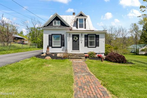130 Charleston St, Esperance, NY, 12066-3225 | Card Image