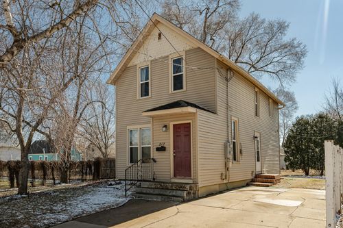 212 12th St Nw, Rochester, MN, 55901-6713 | Card Image