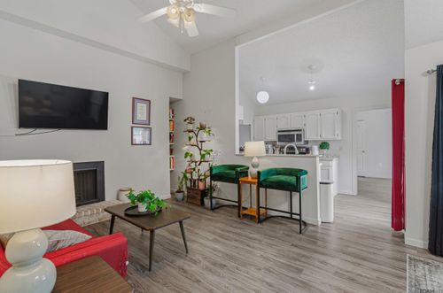 c-8119 Summa Ave, Baton Rouge, LA, 70809-7422 | Card Image