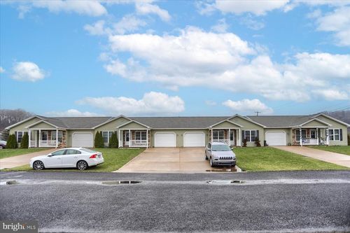 23 Rome Ct, Mount Pleasant Mills, PA, 17853-9701 | Card Image