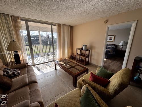 apt-369-3671 Environ Blvd, Lauderhill, FL, 33319-4221 | Card Image