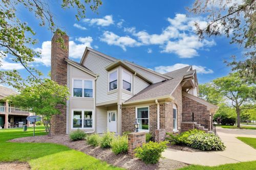0-40 Willow Pkwy, Buffalo Grove, IL, 60089-4625 | Card Image