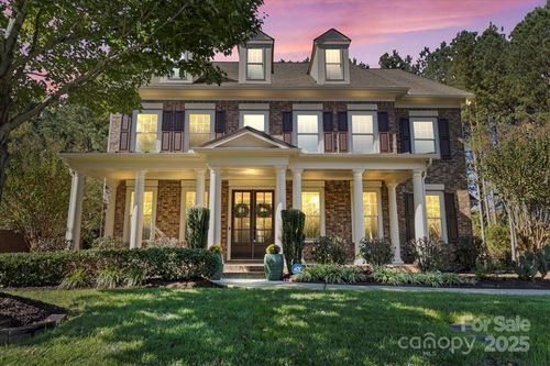 3217 Hartford Way, Matthews, NC, 28104-7025 | Card Image