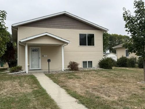 130 12th St N, Breckenridge, MN, 56520-1802 | Card Image