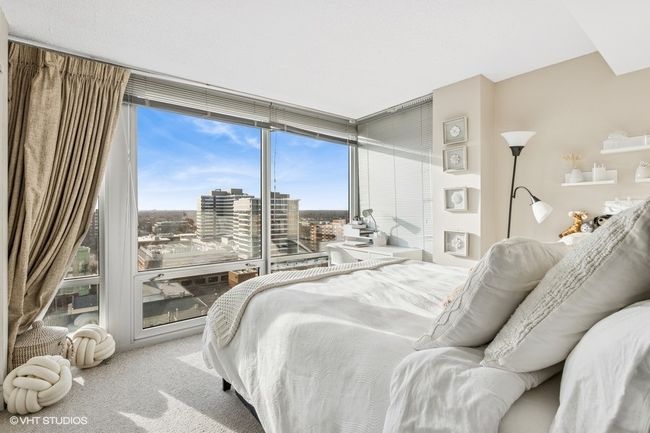 APT-1502 - 800 Elgin Rd, Condo with 2 bedrooms, 2 bathrooms and 1 parking in Evanston IL | Image 12