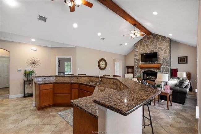 6443 Hardy Weedon Rd, House other with 3 bedrooms, 2 bathrooms and 1 parking in College Station TX | Image 12